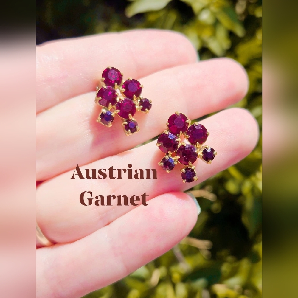 Vtg Austrian Garnet Earrings
